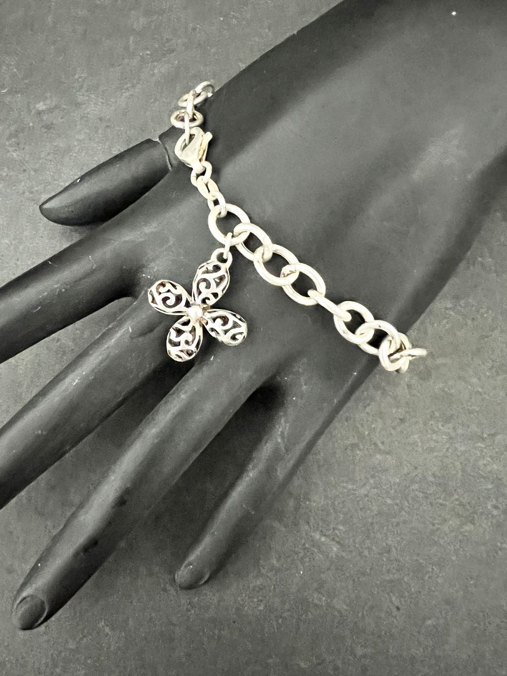 Sterling Silver Chain Bracelet w/ Floral Signed 925 TH SU Charm VTG 7.5"